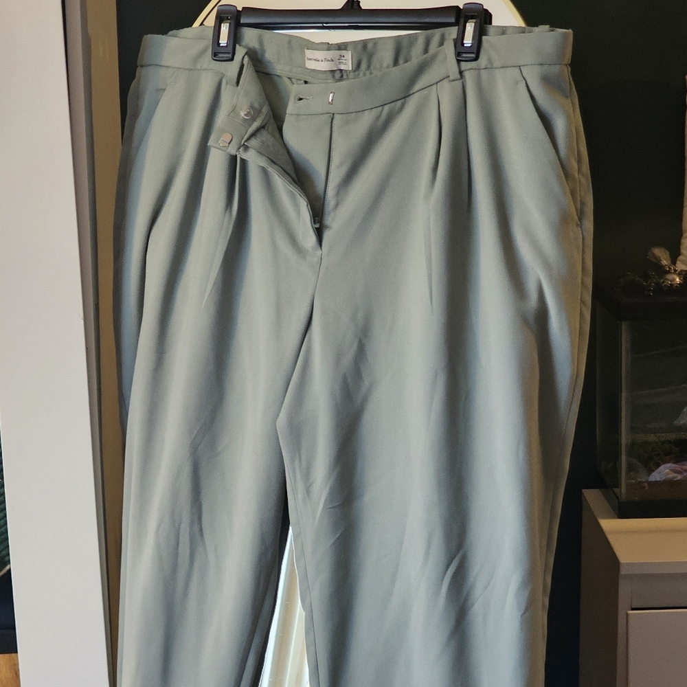Abercrombie & Fitch Harper Tailored Ultra Wide Leg Pant